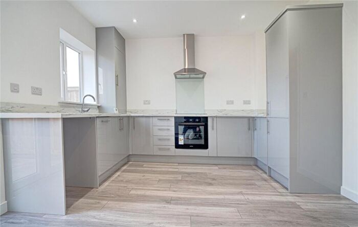 3 Bedroom Semi Detached House For Sale In Langton Park, Wroughton, Swindon, Wiltshire, SN4