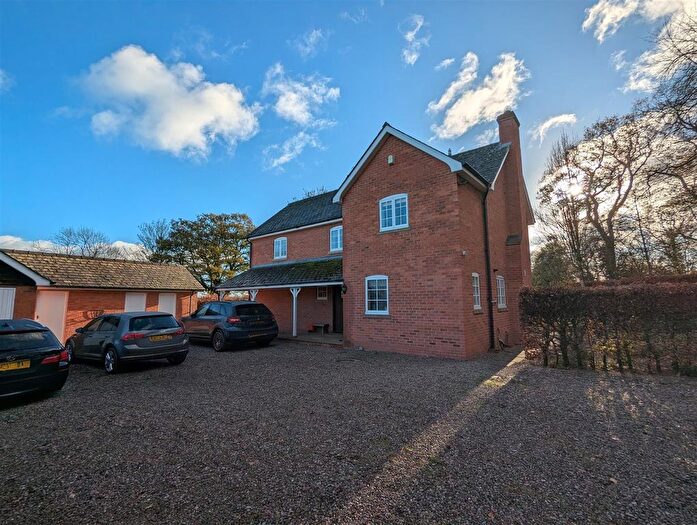 3 Bedroom Property To Rent In Pembridge, Herefordshire, HR6