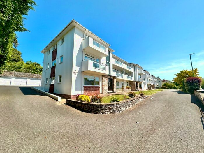 2 Bedroom Flat To Rent In Avenue Road, Torquay, TQ2