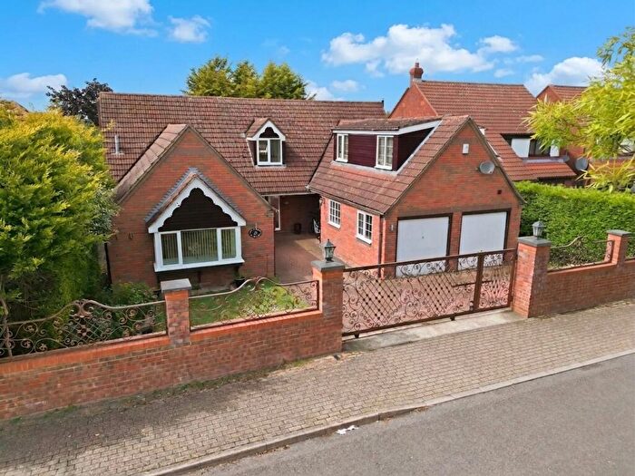 4 Bedroom Detached House For Sale In Belvoir Avenue, Emerson Valley, MK4