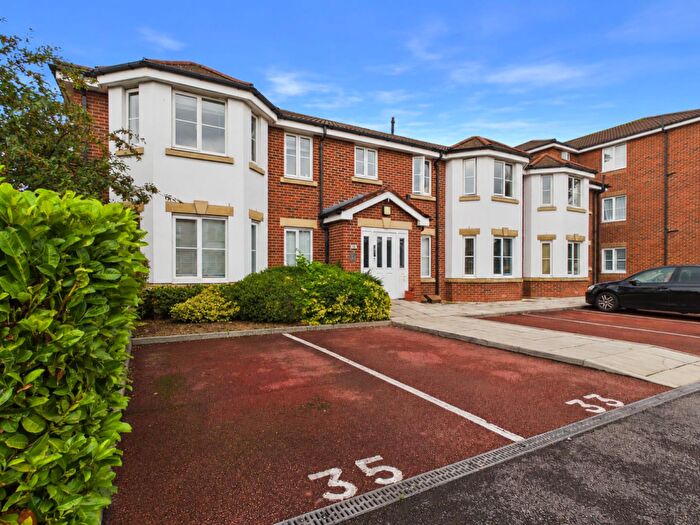 2 Bedroom Apartment For Sale In Rhuddlan Court, Saltney, Chester, CH4