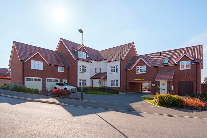 1 Bedroom Flat For Sale In Meadowsweet Road, Cheltenham, Gloucestershire, GL53