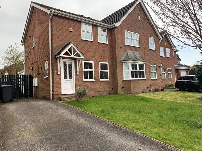 2 Bedroom House To Rent In Blackthorn Close, Hasland, S41