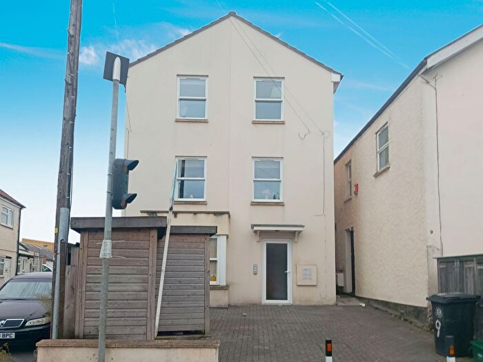 2 Bedroom Flat For Sale In Ashley Down Road, Bristol, BS7