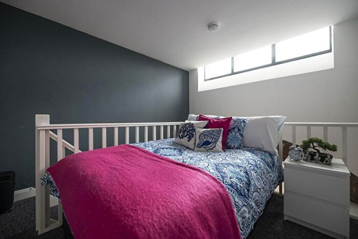 Studio To Rent In Edge Lane, Liverpool, L7