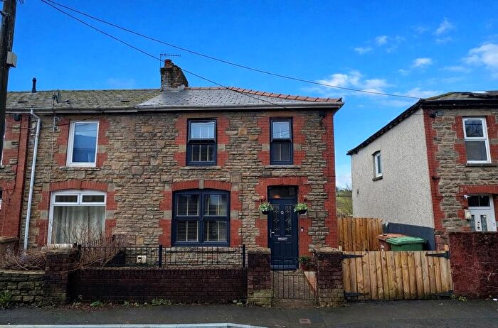 3 Bedroom End Terrace House For Sale In Gelynos Avenue, Argoed, Blackwood, NP12