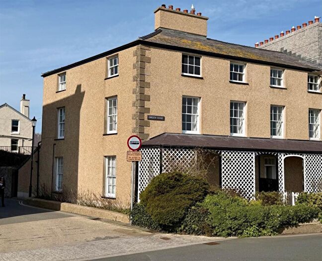 3 Bedroom Apartment For Sale In Green Edge, Beaumaris, LL58