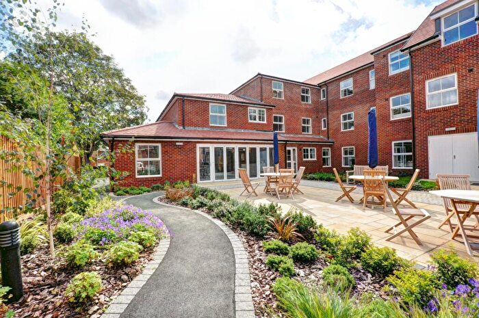 1 Bedroom Apartment For Sale In Peel Lodge, Dean Street, Marlow, Buckinghamshire, SL7