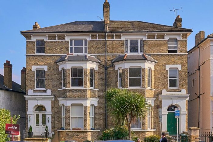 4 Bedroom Apartment To Rent In Anerley Park, Anerley, London, SE20