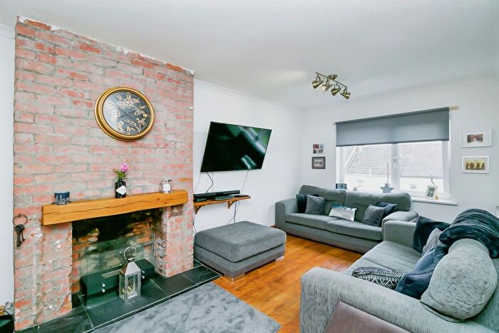 3 Bedroom Terraced House For Sale In Porthkerry Road, Barry, CF62