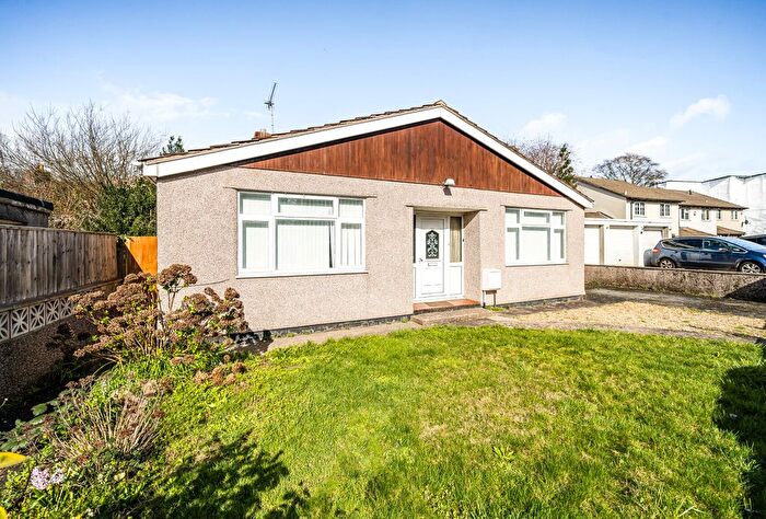 2 Bedroom Bungalow For Sale In Small Lane, Bristol, Somerset, BS16