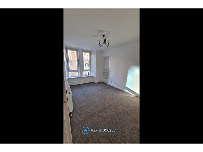 2 Bedroom Flat To Rent In Eden Street, Dundee, DD4