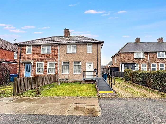 3 Bedroom Semi Detached House For Sale In Hinkler Road, Harrow, HA3