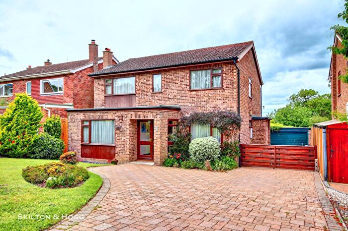 4 Bedroom Detached House For Sale In Greenway, Braunston, Northamptonshire, NN11