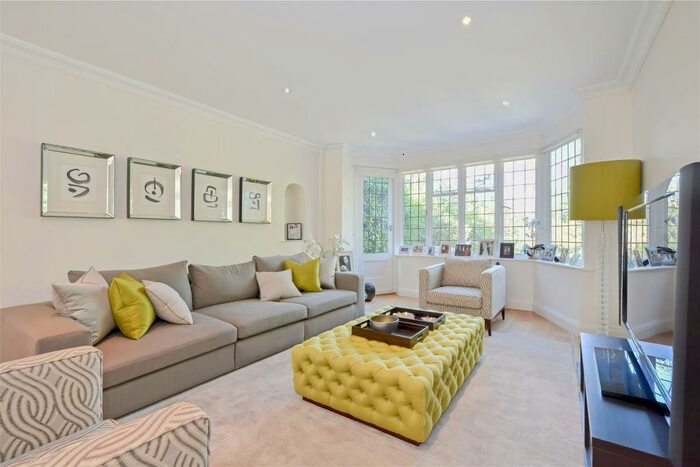 5 Bedroom House To Rent In Linden Lea, Hampstead Garden Suburb, N2