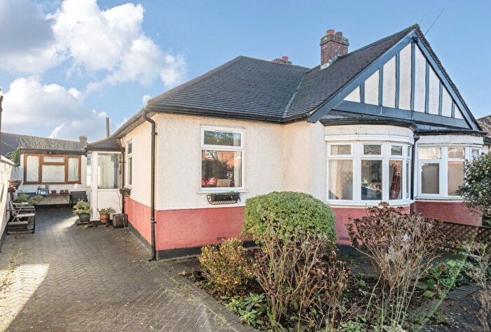 2 Bedroom Bungalow For Sale In Hilary Avenue, Mitcham, CR4