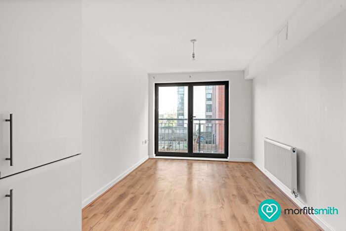 1 Bedroom Flat To Rent In City Towers, Watery Street, Sheffield, S3