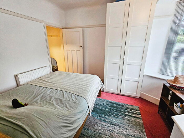 1 Bedroom Flat For Sale In Manor Road, Bournemouth, BH1