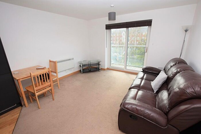 1 Bedroom Apartment For Sale In Hawkins Road, Colchester, CO2