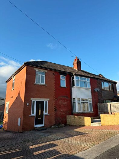 4 Bedroom Semi-Detached House To Rent In Ryedale Avenue, Lower Wortley, Leeds, LS12
