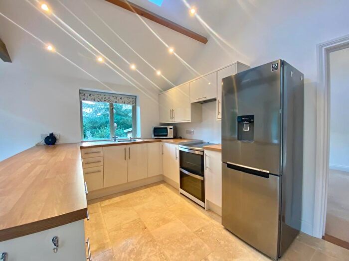 3 Bedroom Cottage To Rent In Maidensgrove, Henley On Thames, RG9