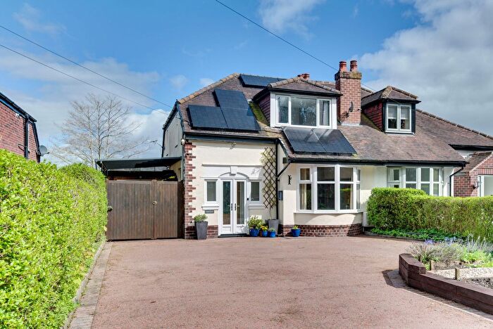 4 Bedroom Semi-Detached House For Sale In Giantswood Lane, Hulme Walfield, CW12