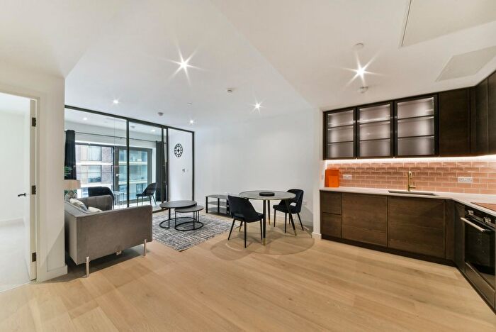 1 Bedroom Flat To Rent In India House, Riverscape, London, E16