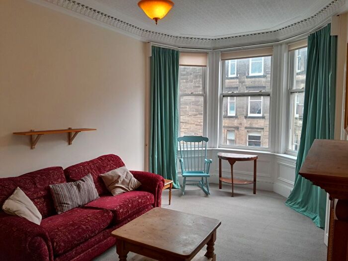 1 Bedroom Flat To Rent In Comiston Road, Morningside, Edinburgh, EH10