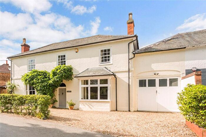 5 Bedroom Detached House For Sale In Turgis Green, Hook, RG27
