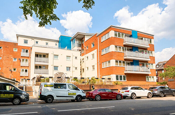 1 Bedroom Flat For Sale In Palmerston Road, Southampton, Hampshire, SO14