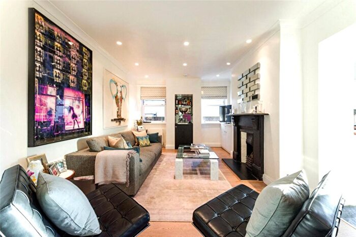 2 Bedroom Flat To Rent In Frognal, Hampstead, NW3
