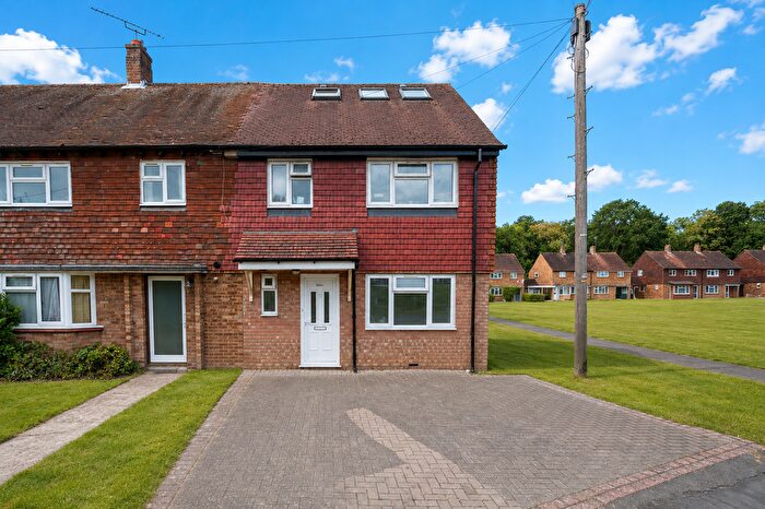5 Bedroom End Of Terrace House To Rent In Southway, Guildford, GU2