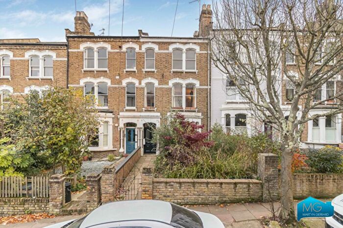 6 Bedroom House To Rent In Miranda Road, Archway, London, N19
