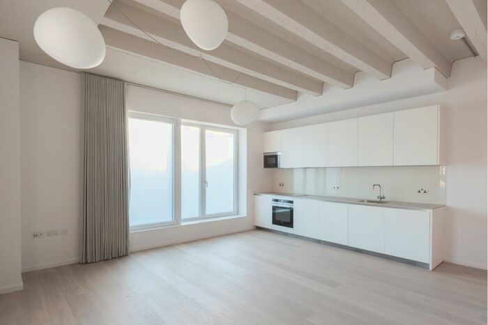 1 Bedroom Flat To Rent In Albany Street, NW1