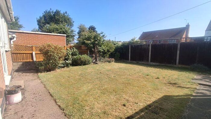 2 Bedroom Semi-Detached Bungalow For Sale In Burton Rise, Walesby, NG22