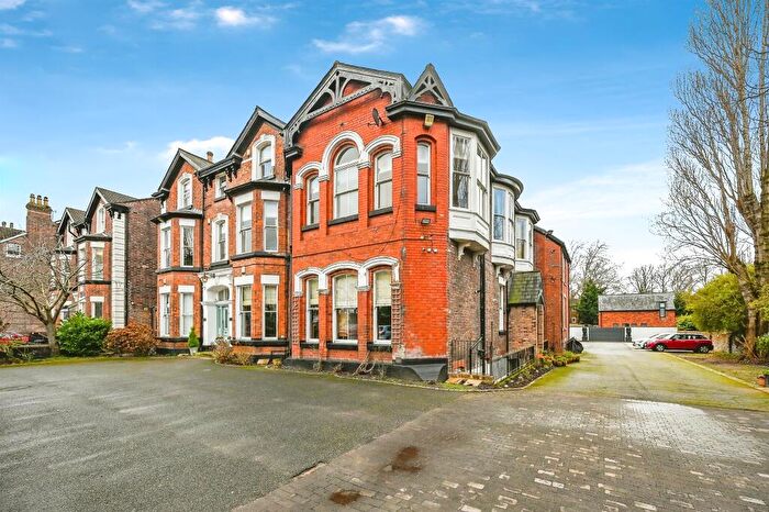 2 Bedroom Flat For Sale In Parkfield Road, Aigburth, Liverpool, L17