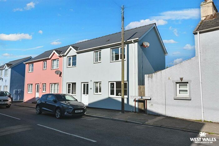 2 Bedroom Semi-Detached House For Sale In Station Road, Pembroke, SA71