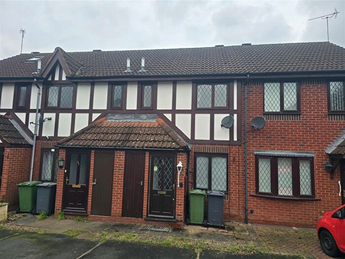 2 Bedroom Terraced House To Rent In Whinchat Grove, Kidderminster, DY10