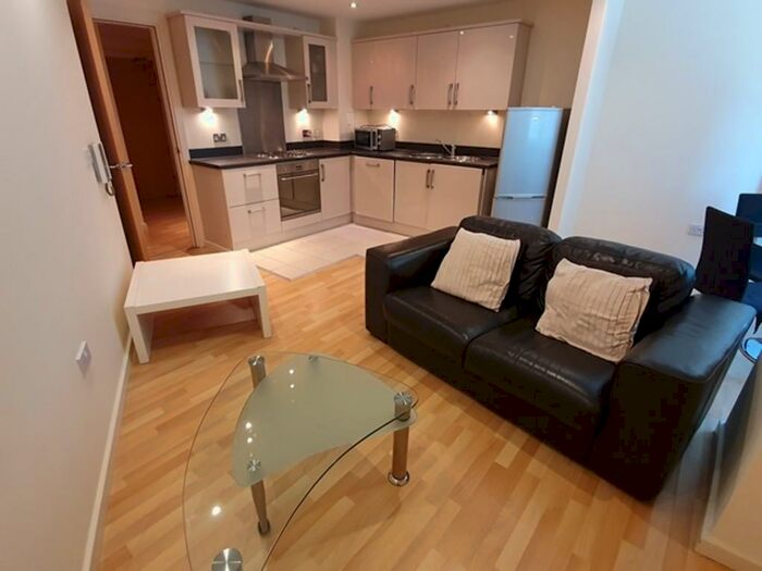 2 Bedroom Apartment To Rent In Masshouse, Birmingham, B5