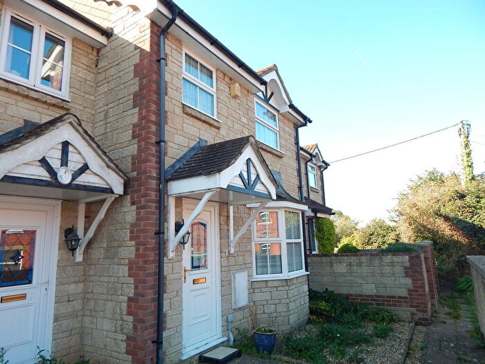 3 Bedroom Terraced House To Rent In Brookfields, Castle Cary, BA7