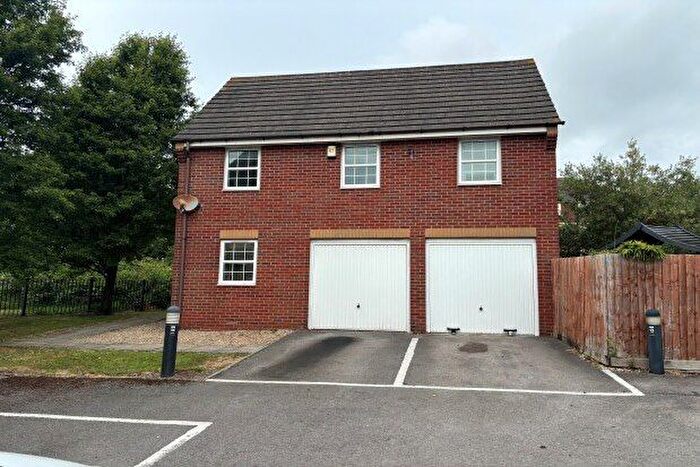 2 Bedroom Flat To Rent In Champs Sur Marne, Bristol, BS32