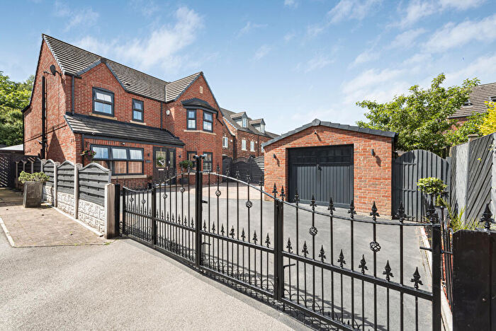 5 Bedroom Detached House For Sale In Roebuck Chase, Rotherham, S63