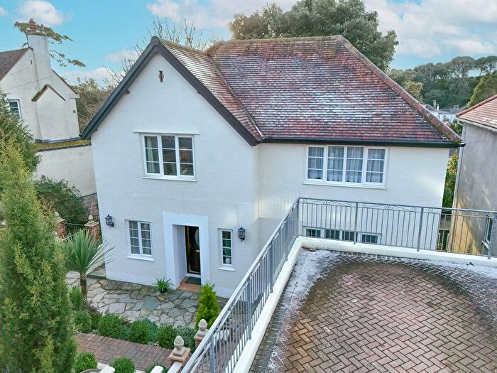 4 Bedroom Detached House For Sale In Barton Road, Torre, Torquay, TQ1