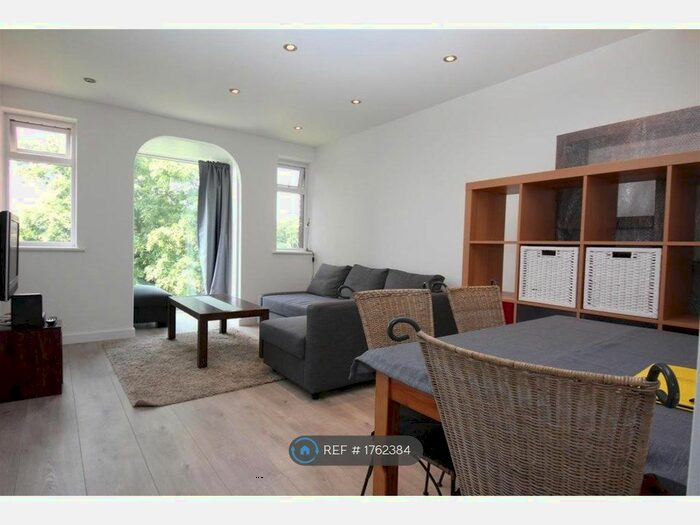 1 Bedroom Flat To Rent In Arnewood Close, London, SW15