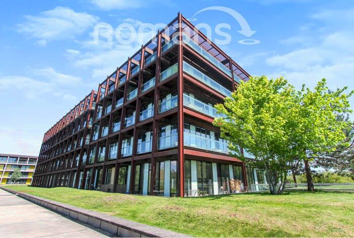 1 Bedroom Flat To Rent In Lake Shore Drive, Bristol, BS13