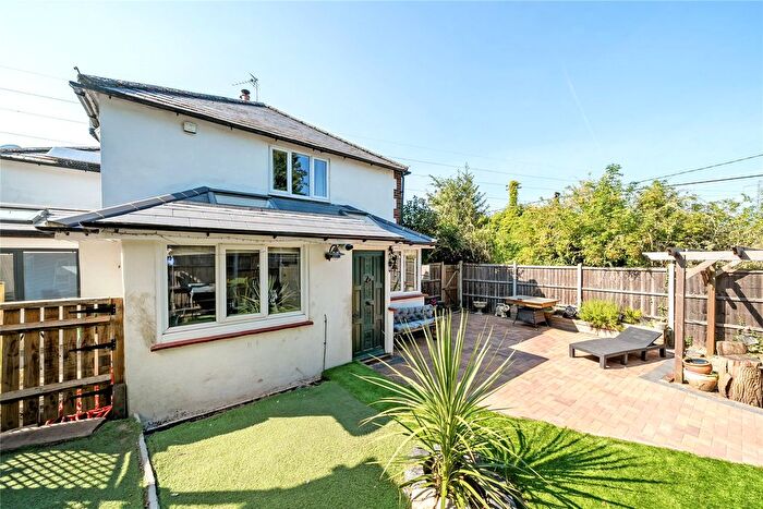 3 Bedroom End Of Terrace House For Sale In Maypole Road, Orpington, BR6
