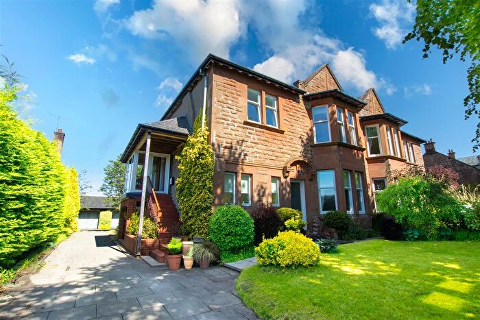 2 Bedroom Flat For Sale In Old Manse Road, Wishaw, ML2