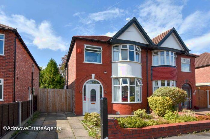 3 Bedroom Semi-Detached House To Rent In Langdale Road, Sale, M33