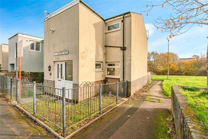 4 Bedroom Semi Detached House For Sale In Winsford Walk, Burnley, Lancashire, BB11