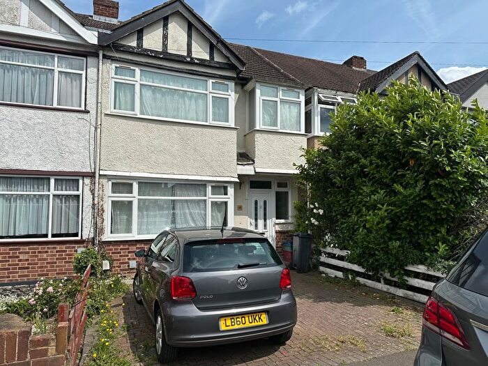 4 Bedroom Terraced House To Rent In Shelson Avenue, Feltham, TW13